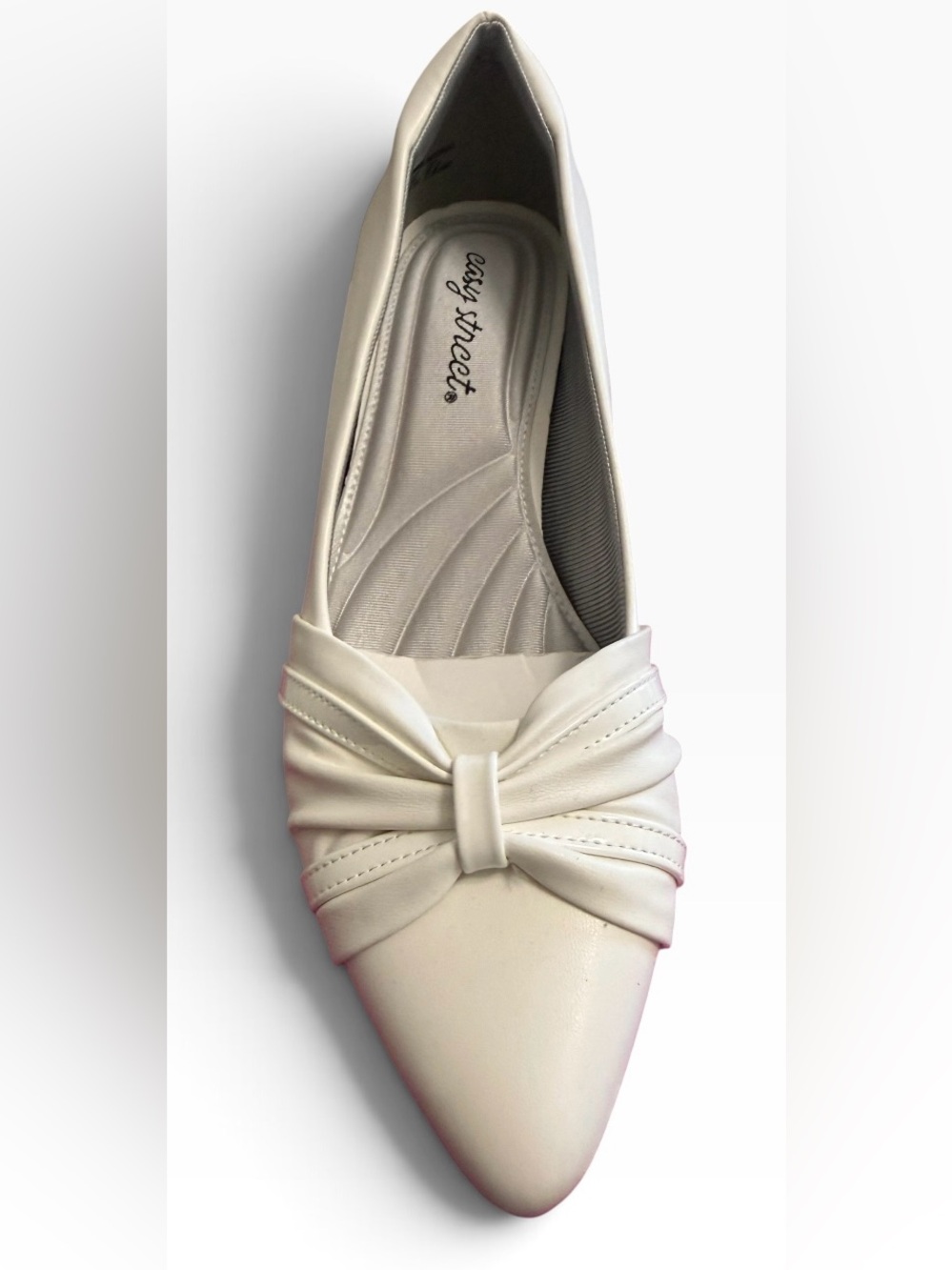 Easy Street Millie White Patent Low Heel Pumps 7M NIB